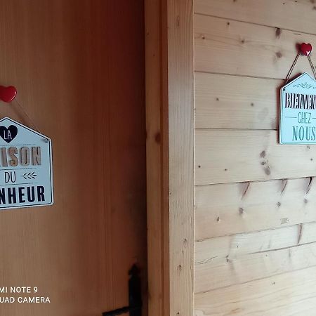 Chalet Familial En Bois A 150 M De La Mer Santec Bagian luar foto